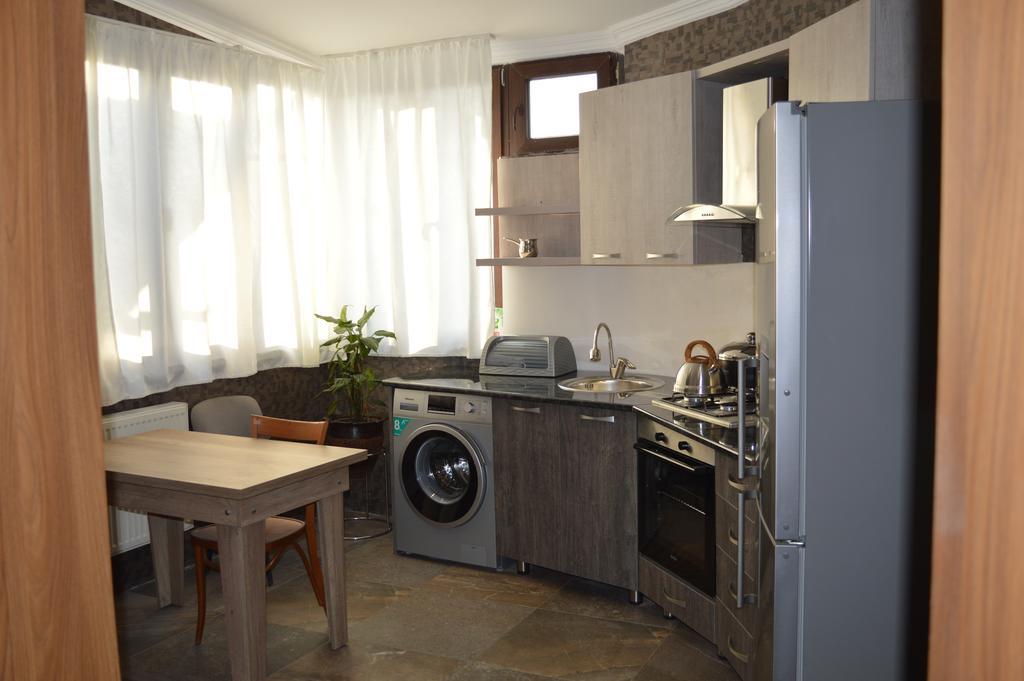 Terasa Mtacminda Apartman Tbiliszi Kültér fotó