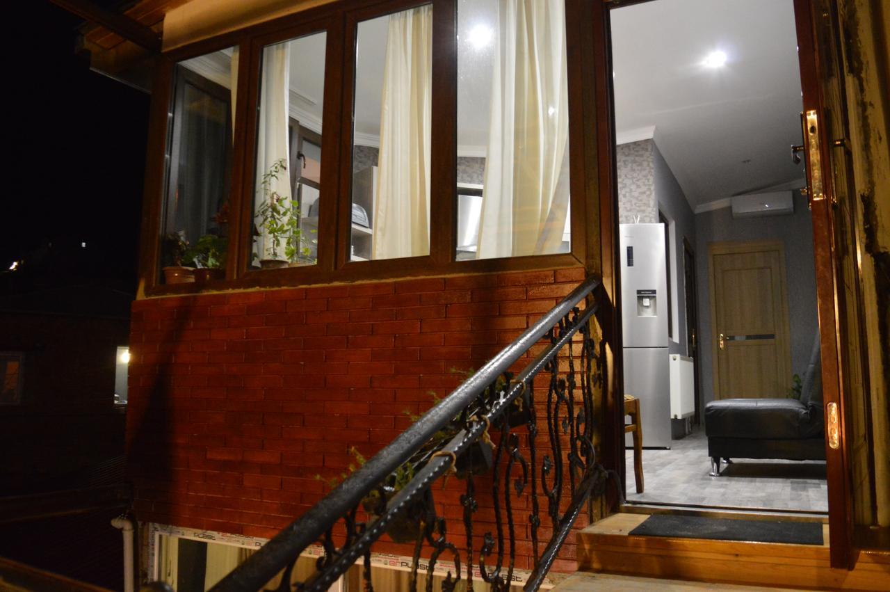 Terasa Mtacminda Apartman Tbiliszi Kültér fotó